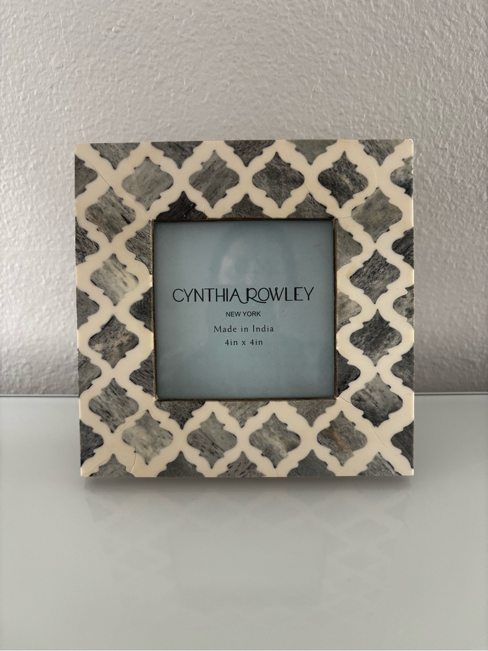 Cynthia Rowley Blue and White Bone Shell Picture Frames Made In India 4 x 4